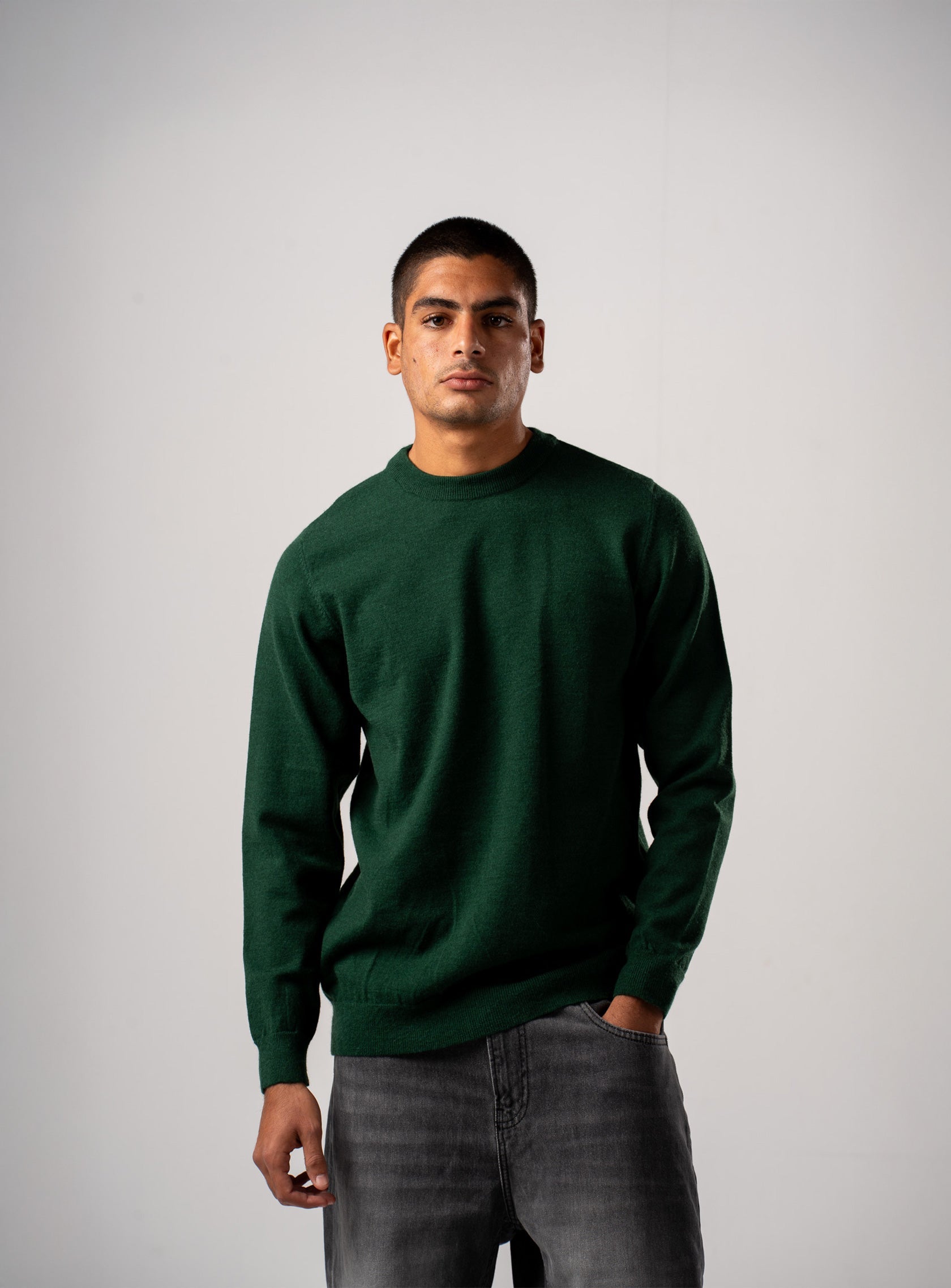MEN - SWEATSHIRTS & PULLOVERS