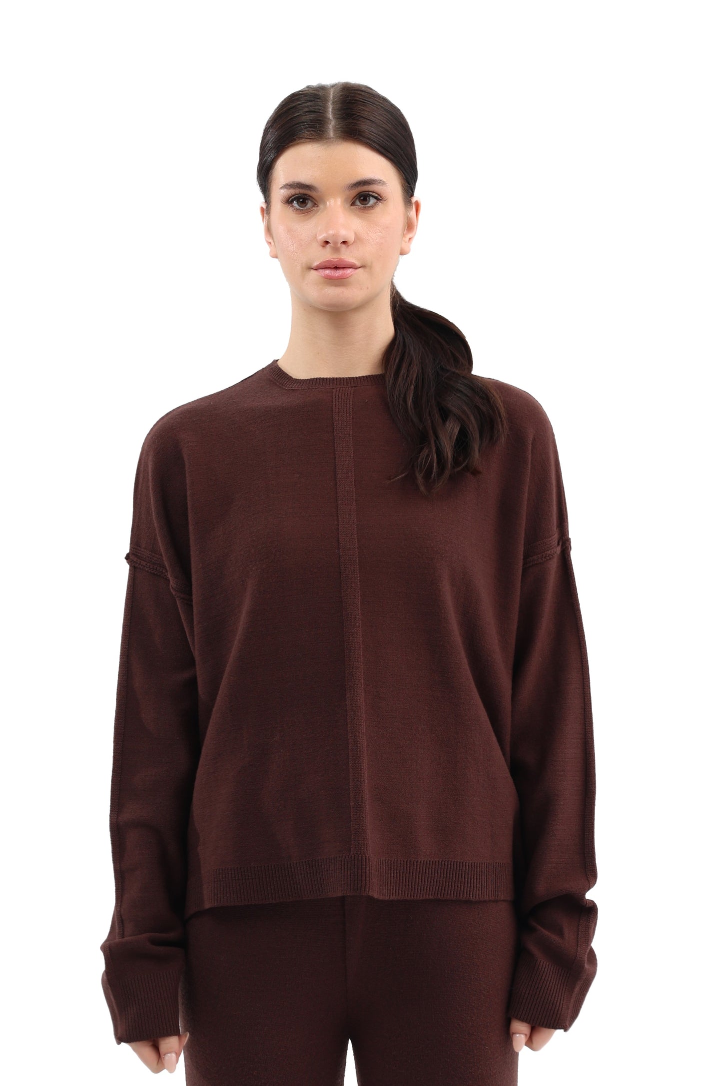 Round neck pullover