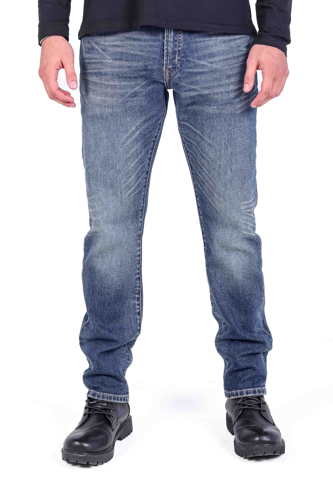 Basic slim straight fit denim