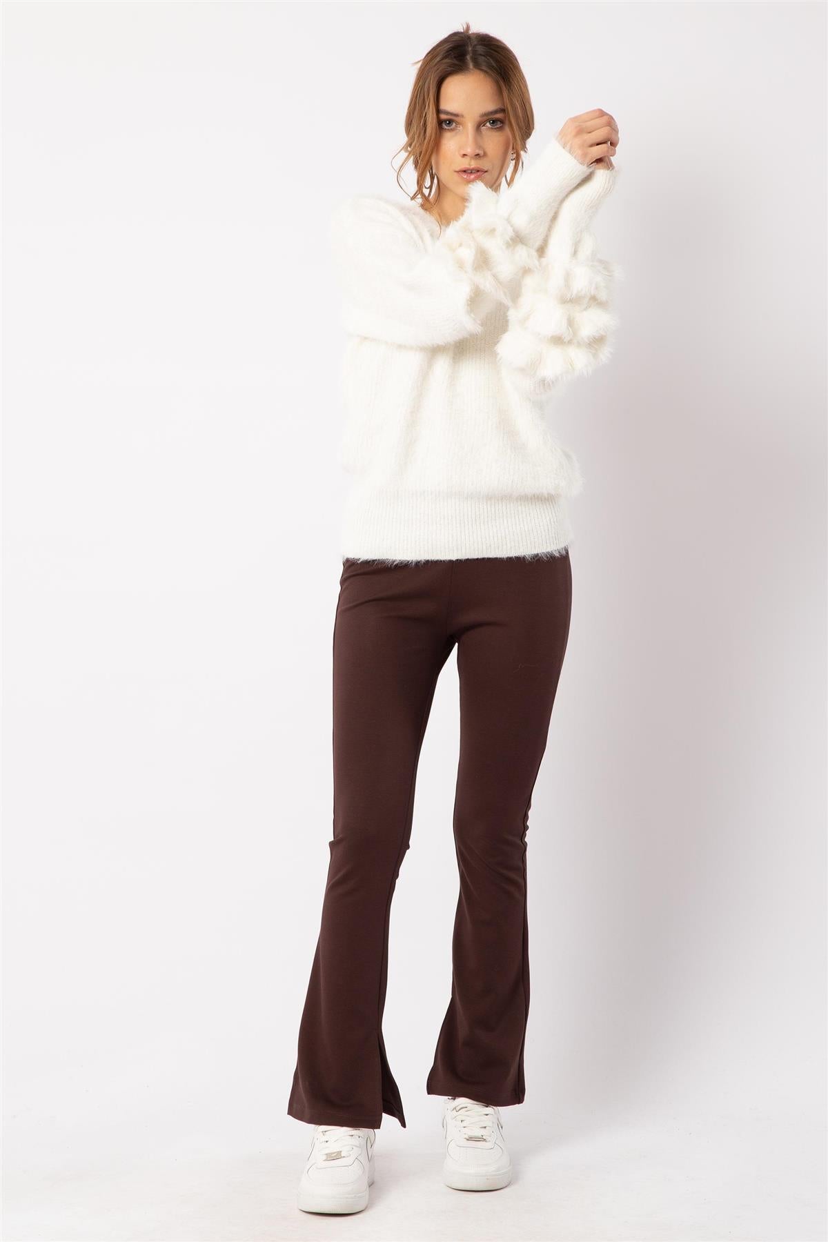 Sweater with ruffles