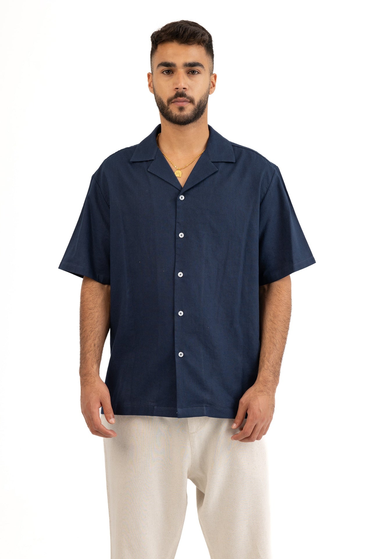 relaxed short sleeve shirt with thin rubber print