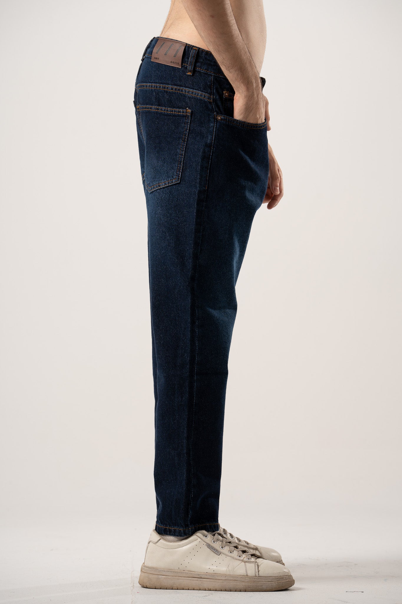 Slim Cropped Jeans