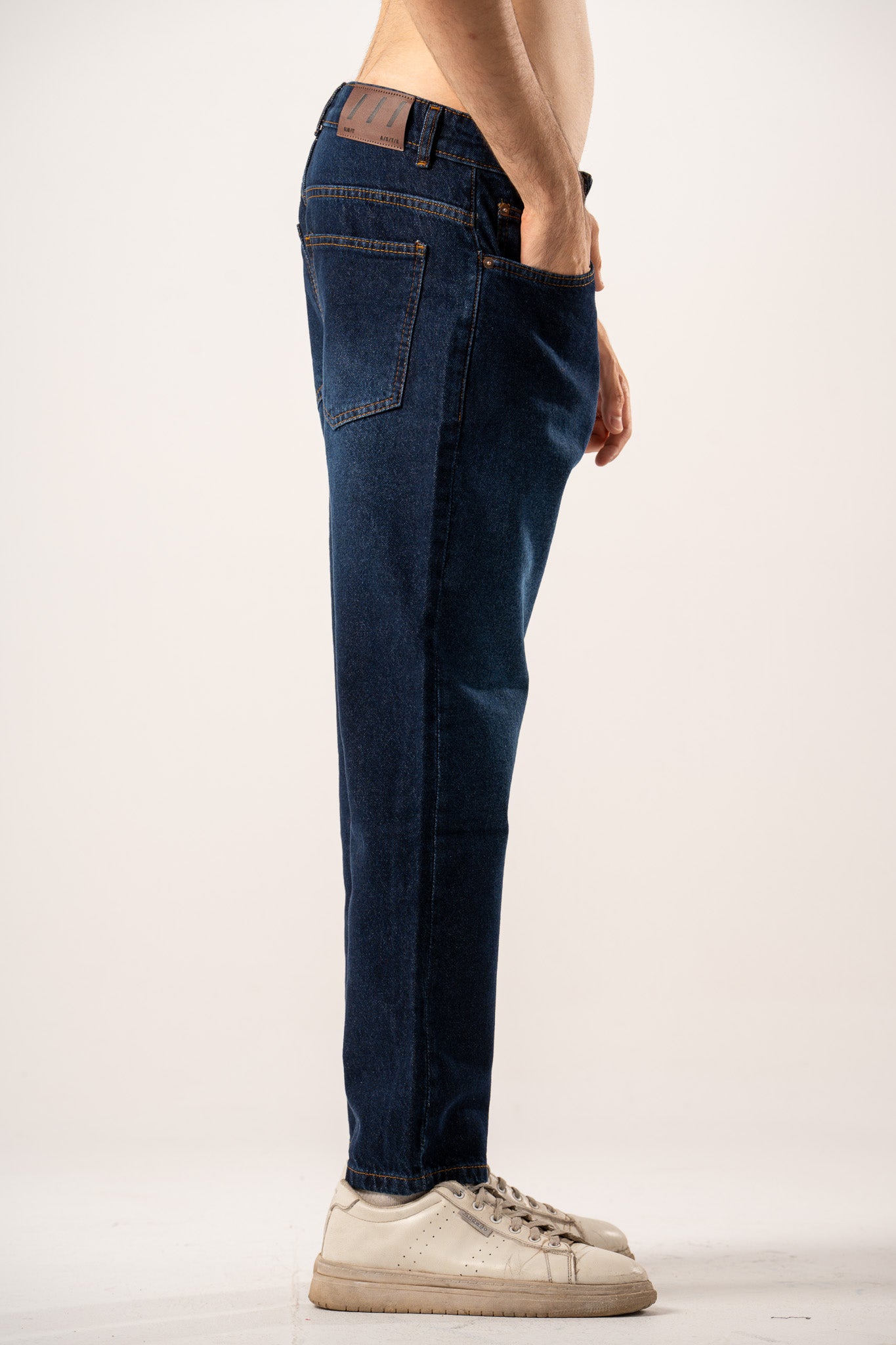 Slim Cropped Jeans