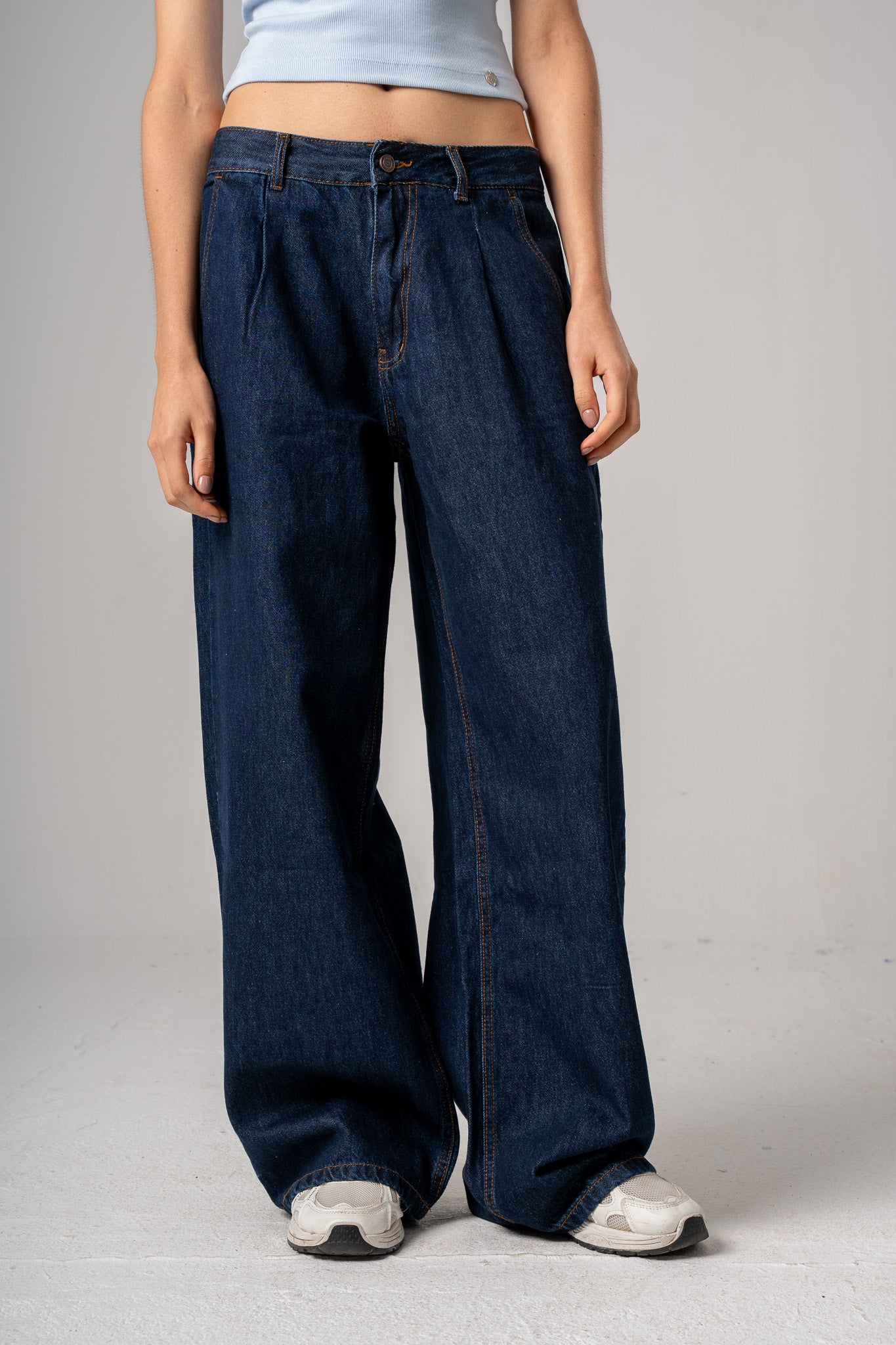Tailored Wide Leg Jeans