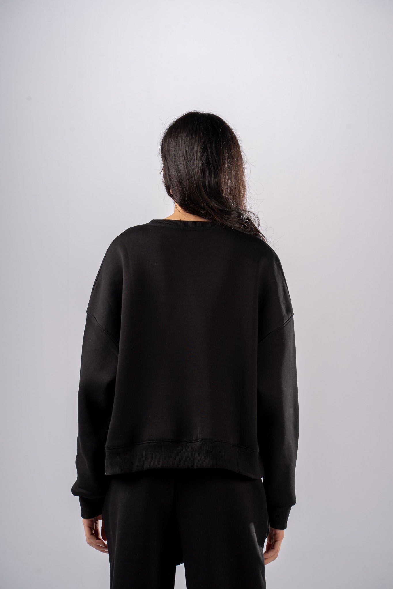 Basic Crewneck Sweatshirt