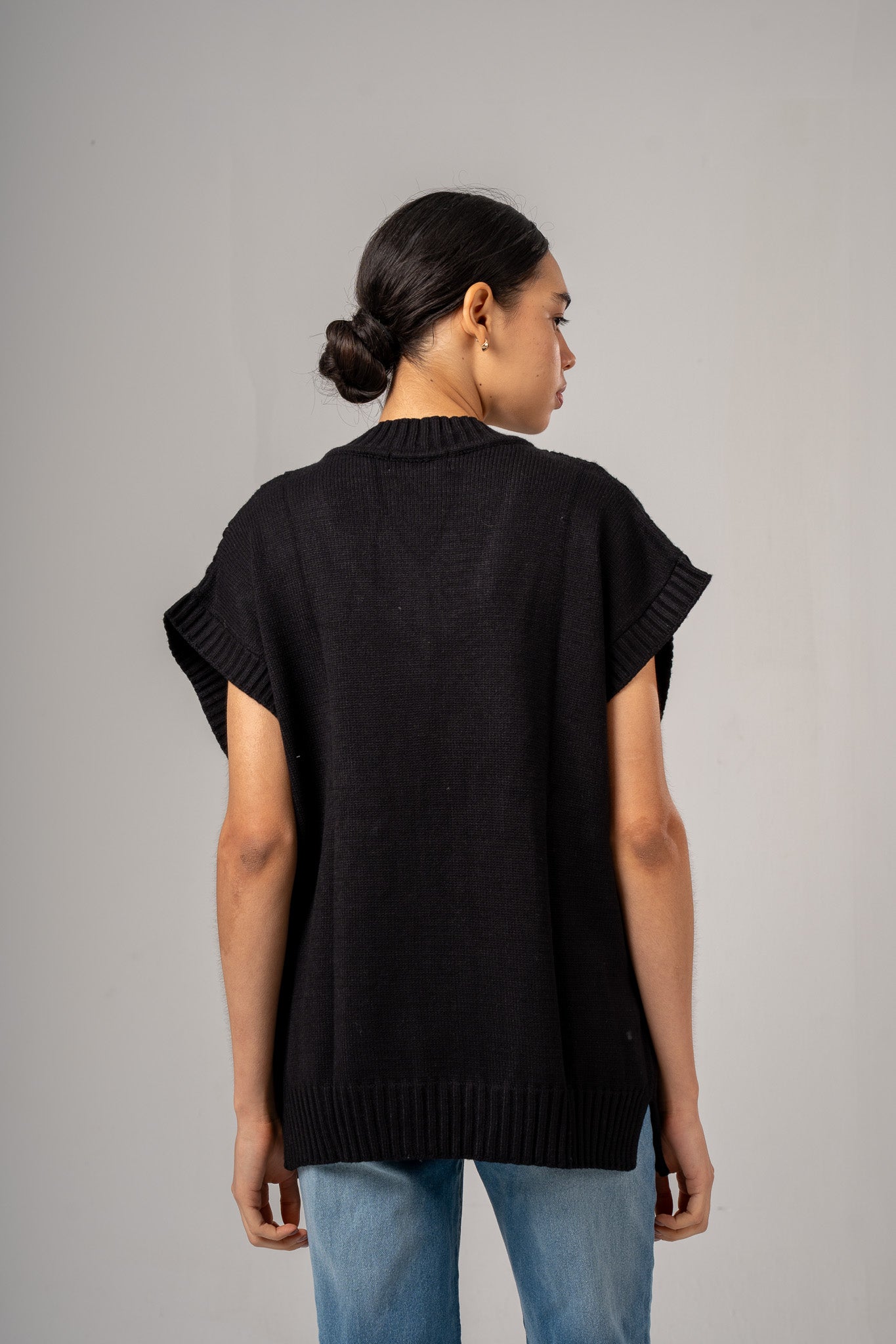 Black V-Neck Cable vest