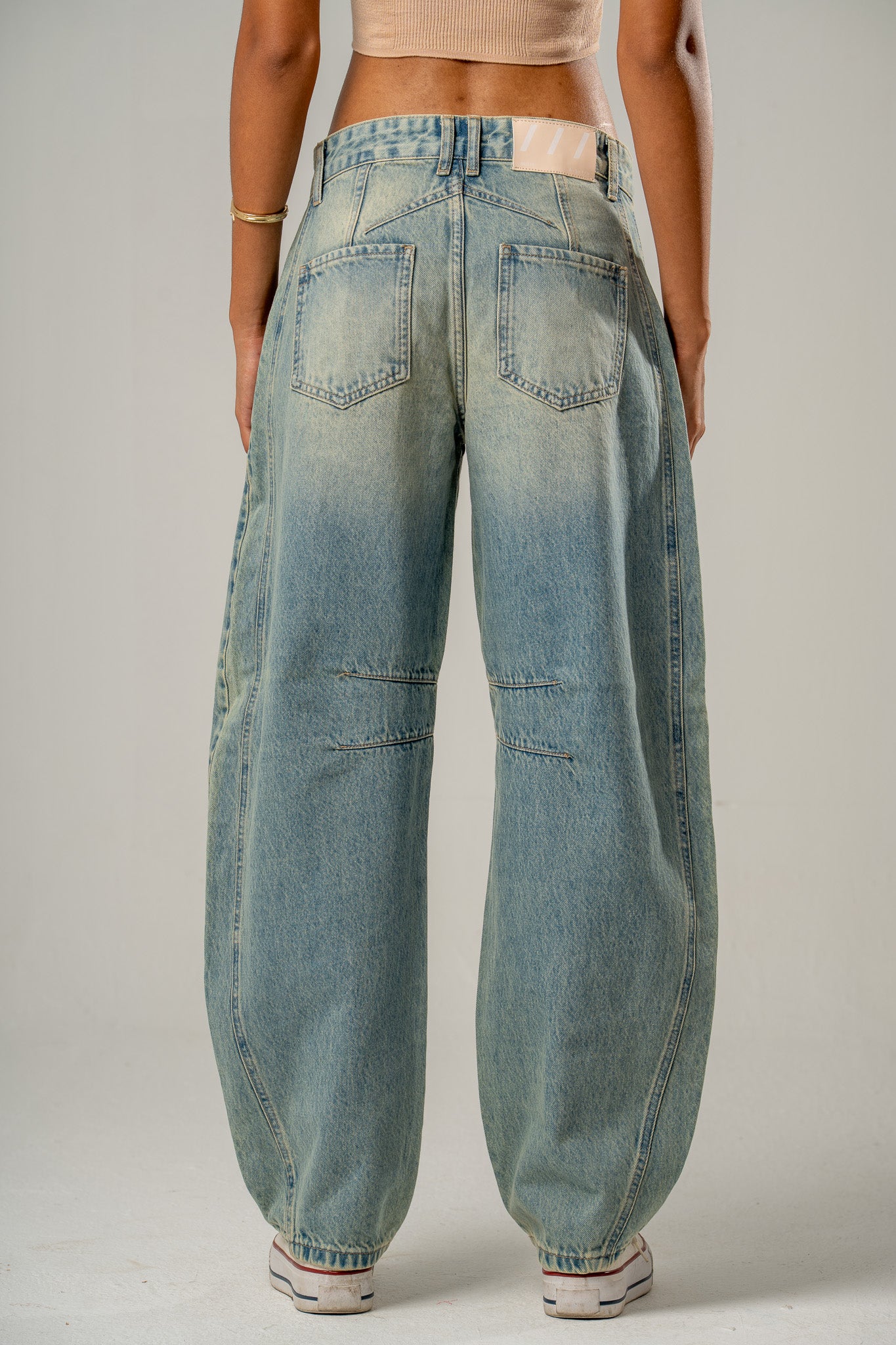 Balloon Fit Jeans
