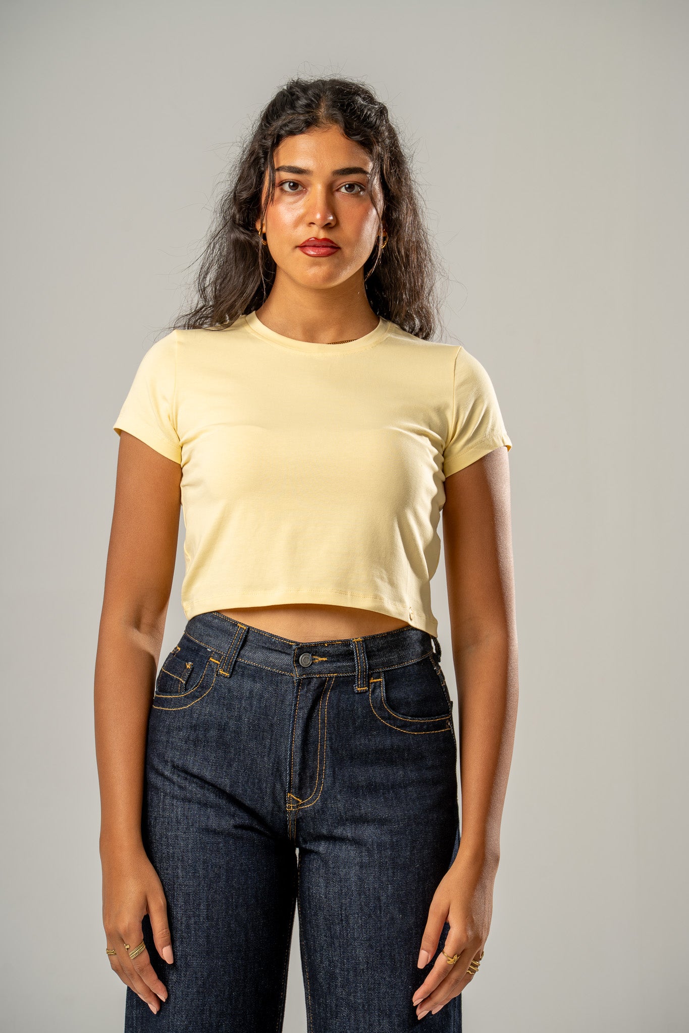 Basic Crew Neck Cropped T-shirt