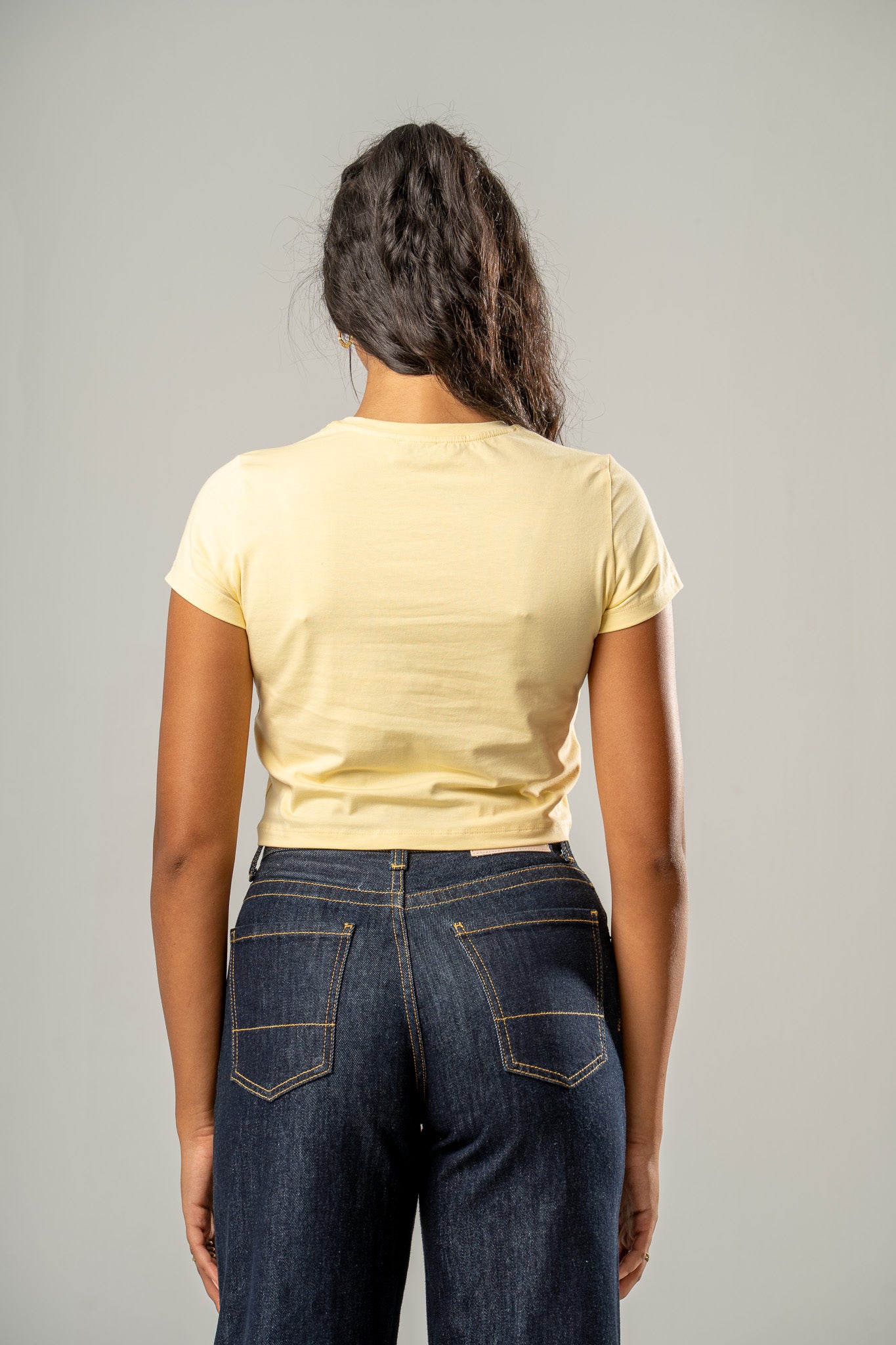 Basic Crew Neck Cropped T-shirt