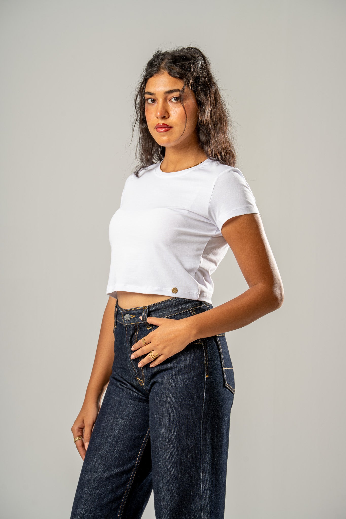 Basic Crew Neck Cropped T-shirt