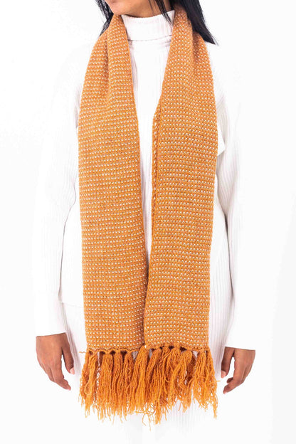 Scarf with fring