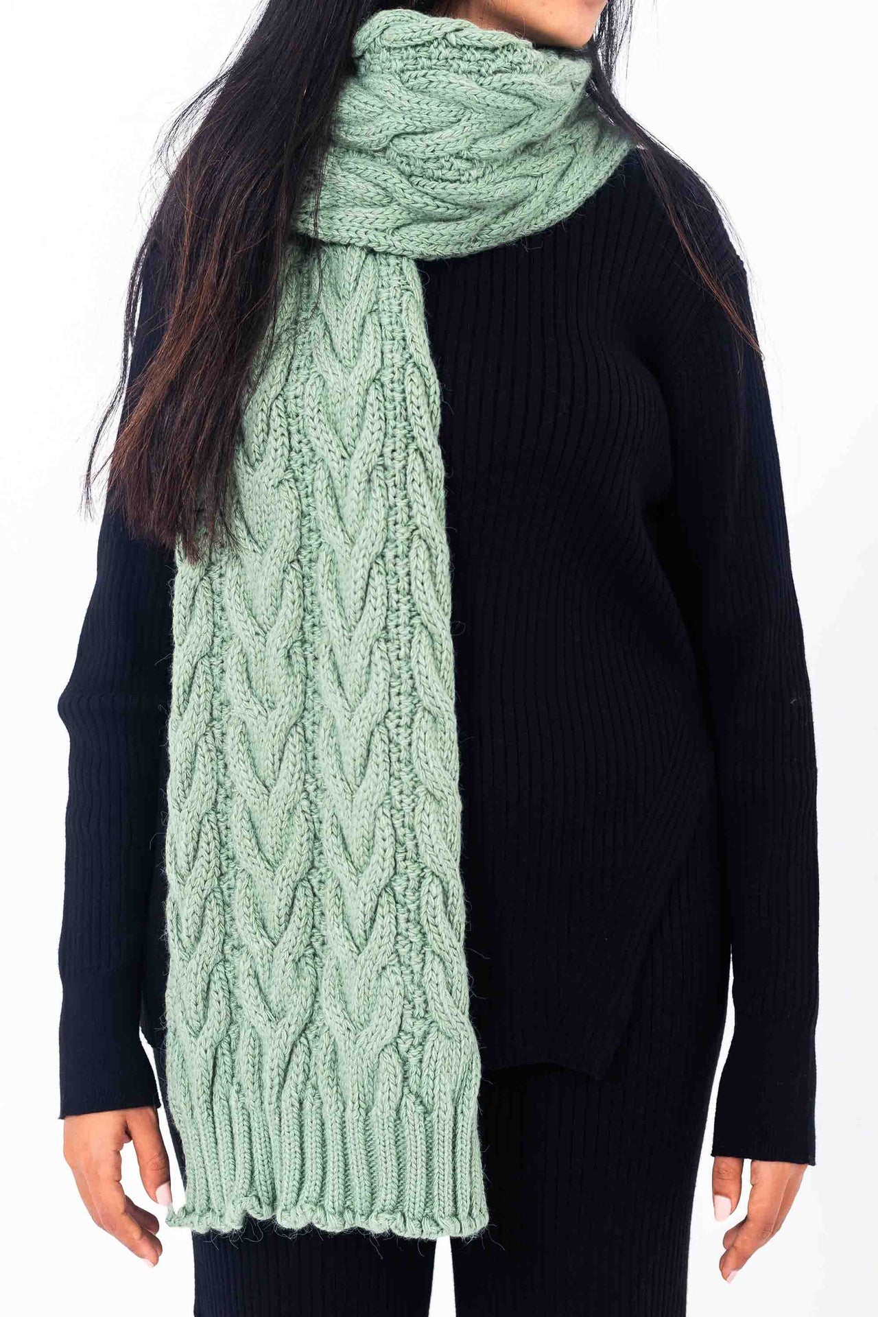 Scarf with braid