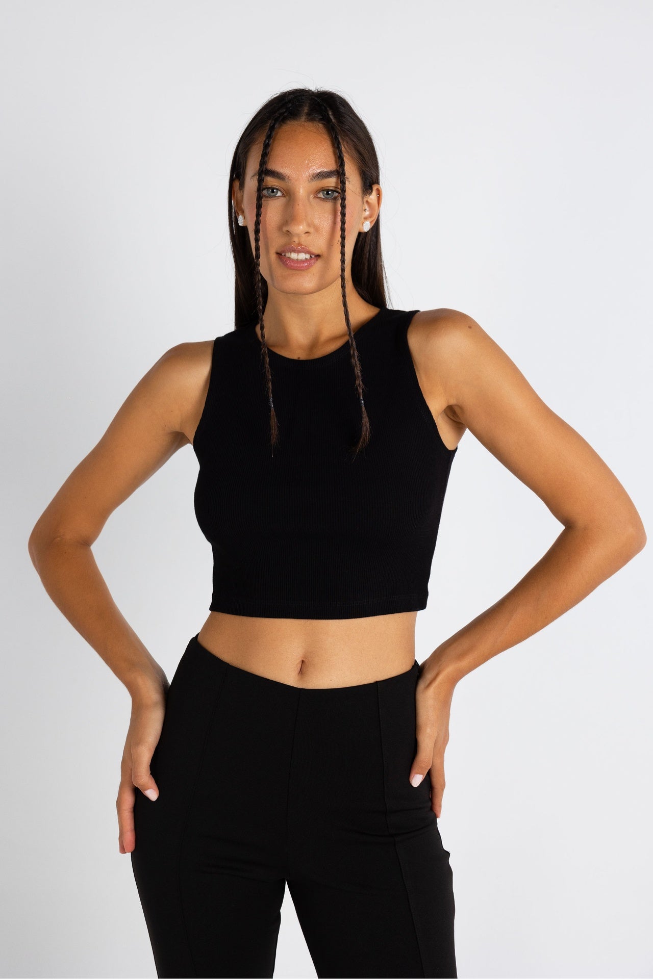 Slim cropped halter neck